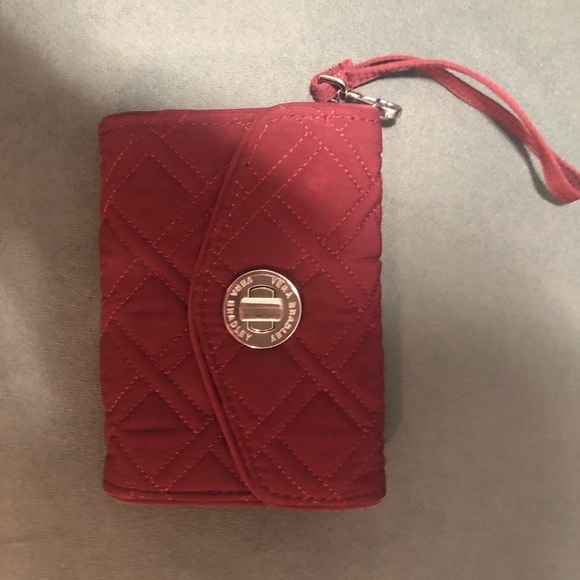 Vera Bradley Handbags - Vera Bradley wallet💋
